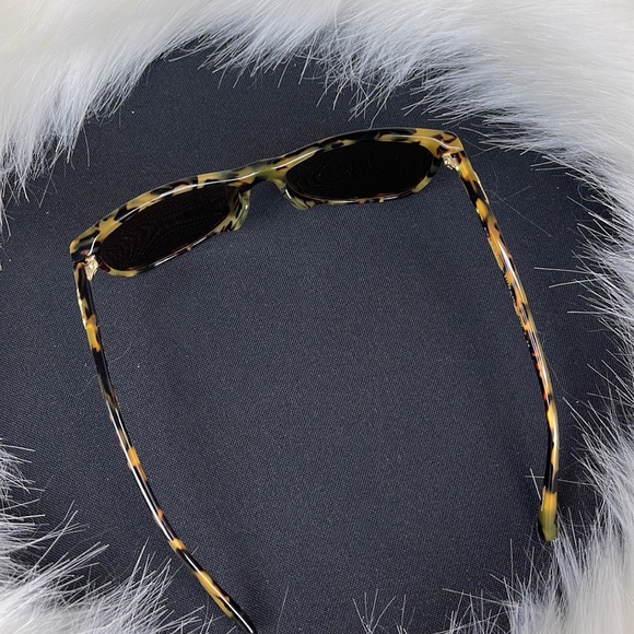 Coach HC8117F L588 Blakely Sunglasses 509313 Vintage Tortoise 55-16-135 - Picture 10 of 11